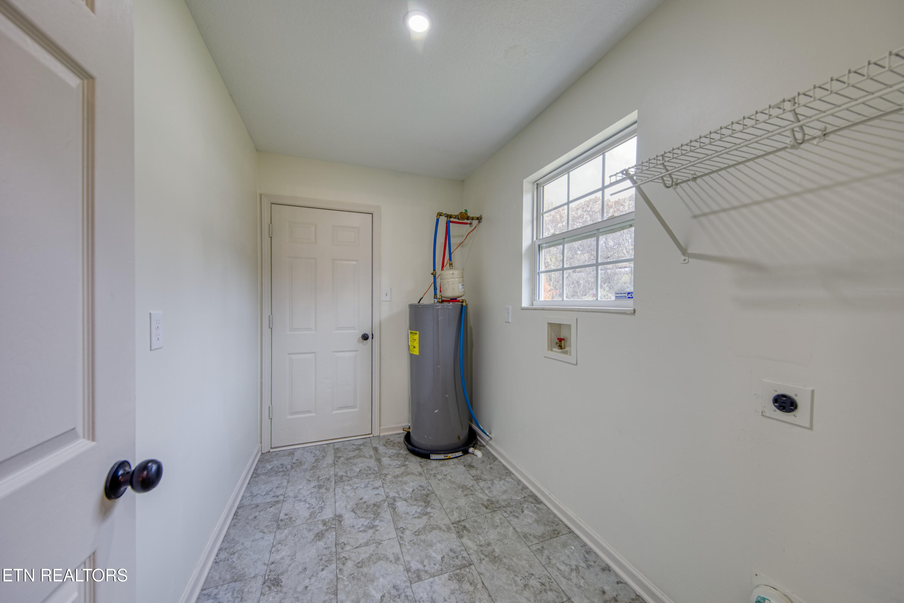 18917 Martel Road Lenoir City, TN 37772 - Photo 17 of 25 0H3A0070_72