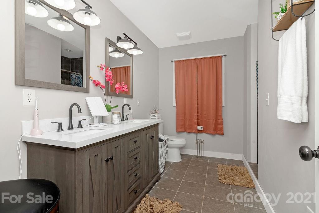 368 Uplands Road Brevard, NC 28712 - Photo 15 of 40 Gallery Image 15