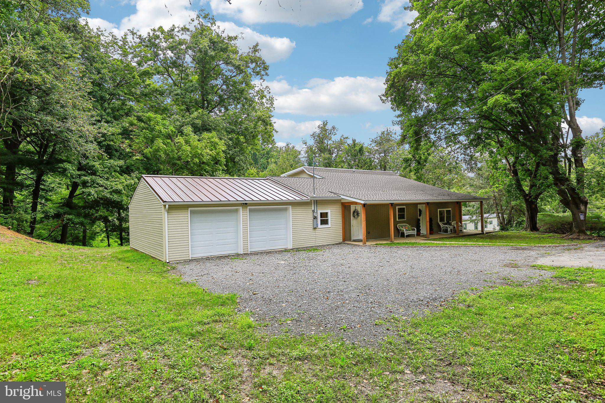35 Pittsburg Hill Road Conestoga, PA 17516 - Photo 3 of 33 Gallery Image 3
