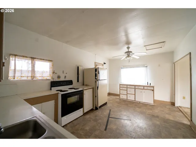 $229,900 | 435 North Peach Avenue, Stayton, OR 97383