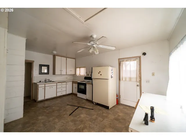 $229,900 | 435 North Peach Avenue, Stayton, OR 97383