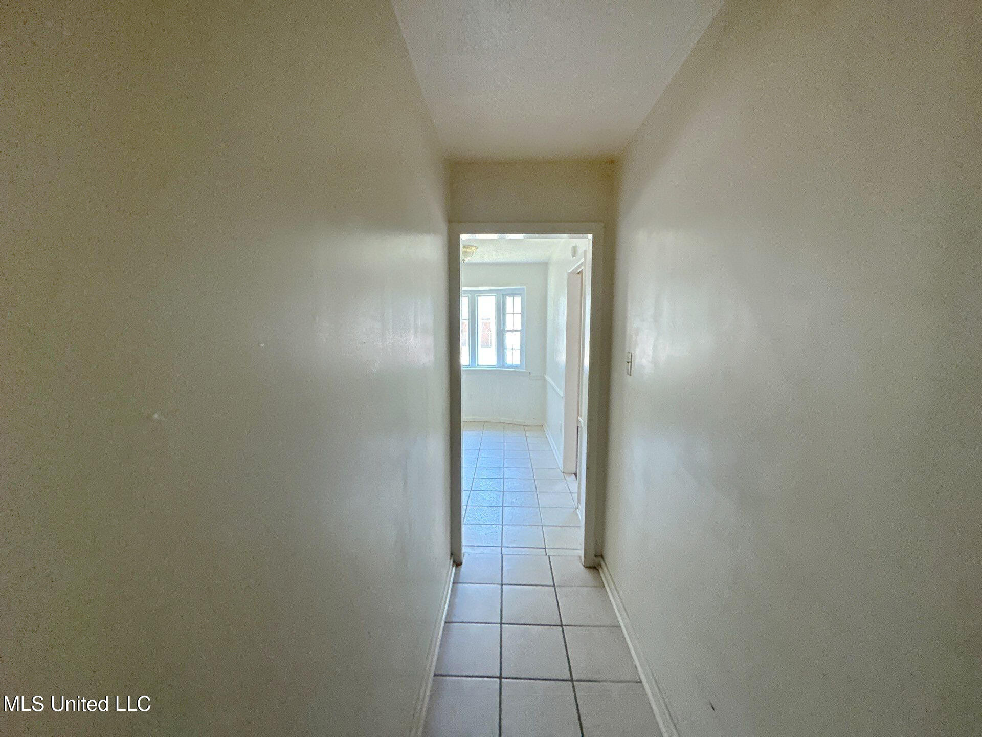 3704 John F Kennedy Boulevard, Unit J Jackson, MS 39213 - Photo 12 of 18 22-Sep 11 2025 02_38pm-TbWW