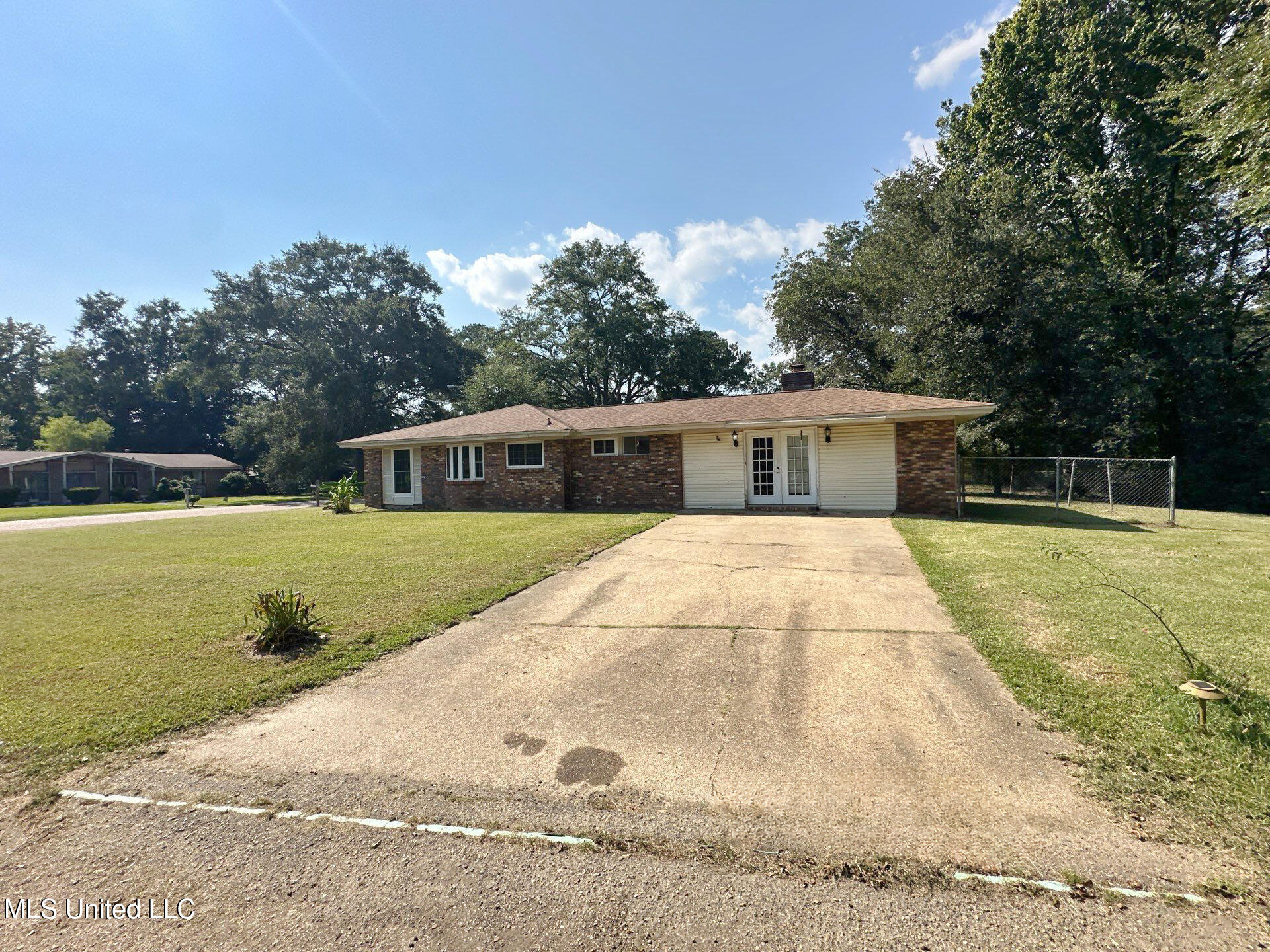 3704 John F Kennedy Boulevard, Unit J Jackson, MS 39213 - Photo 15 of 18 63-Sep 11 2025 03_14pm-9Xiv