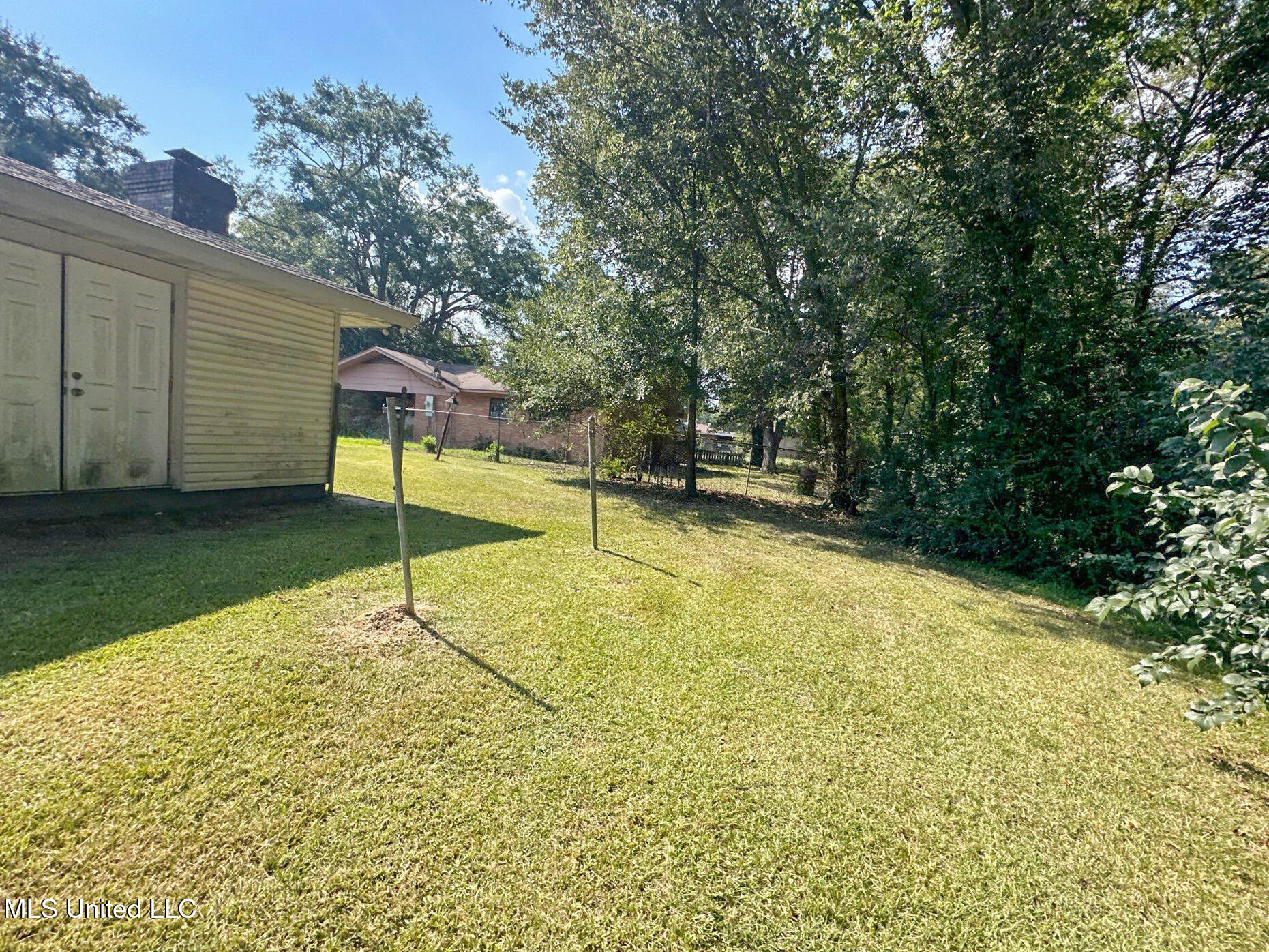 3704 John F Kennedy Boulevard, Unit J Jackson, MS 39213 - Photo 16 of 18 72-Sep 11 2025 03_14pm-E4Mg