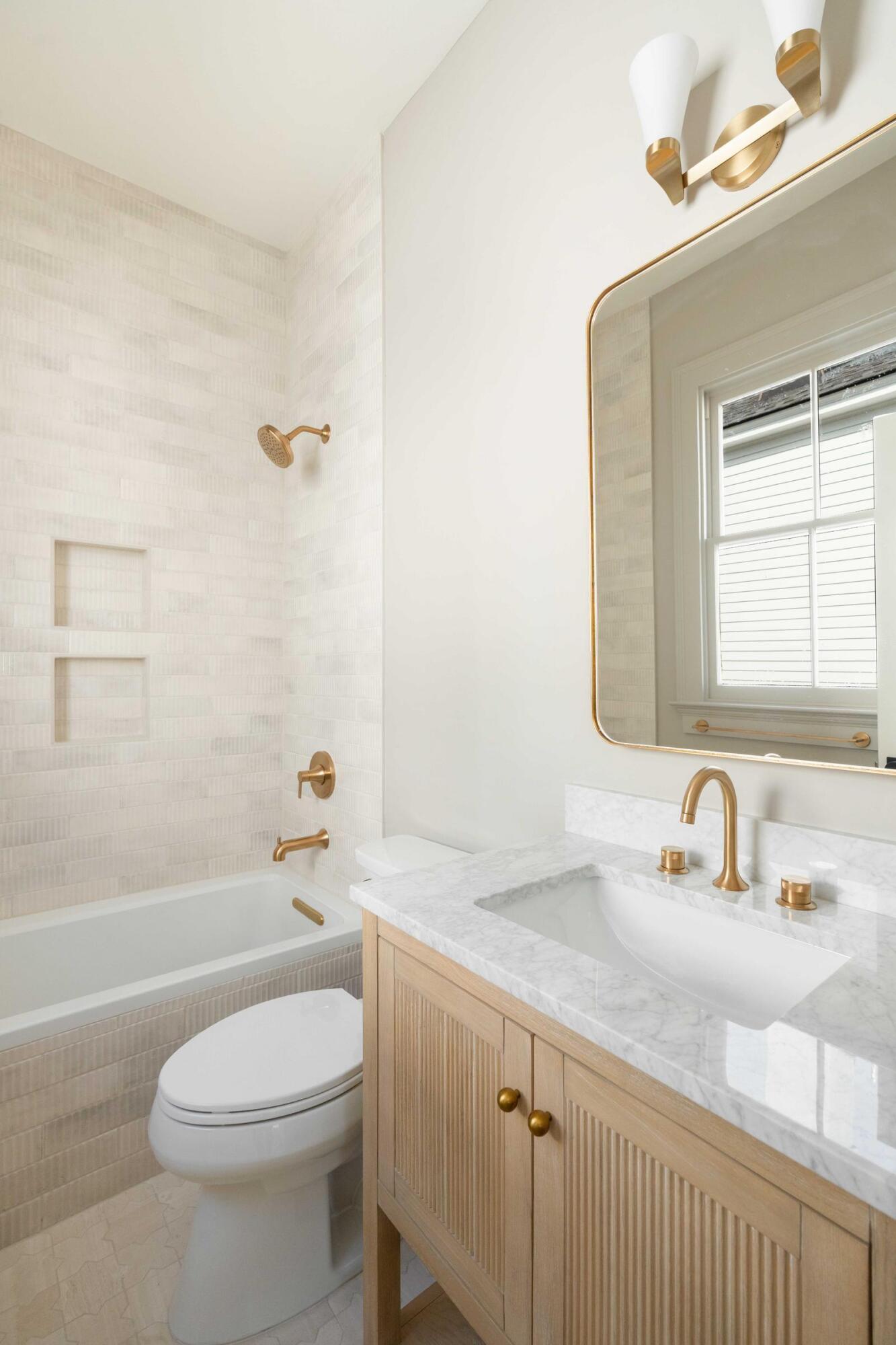 20 Bennett Street Charleston, SC 29401 - Photo 37 of 68 40