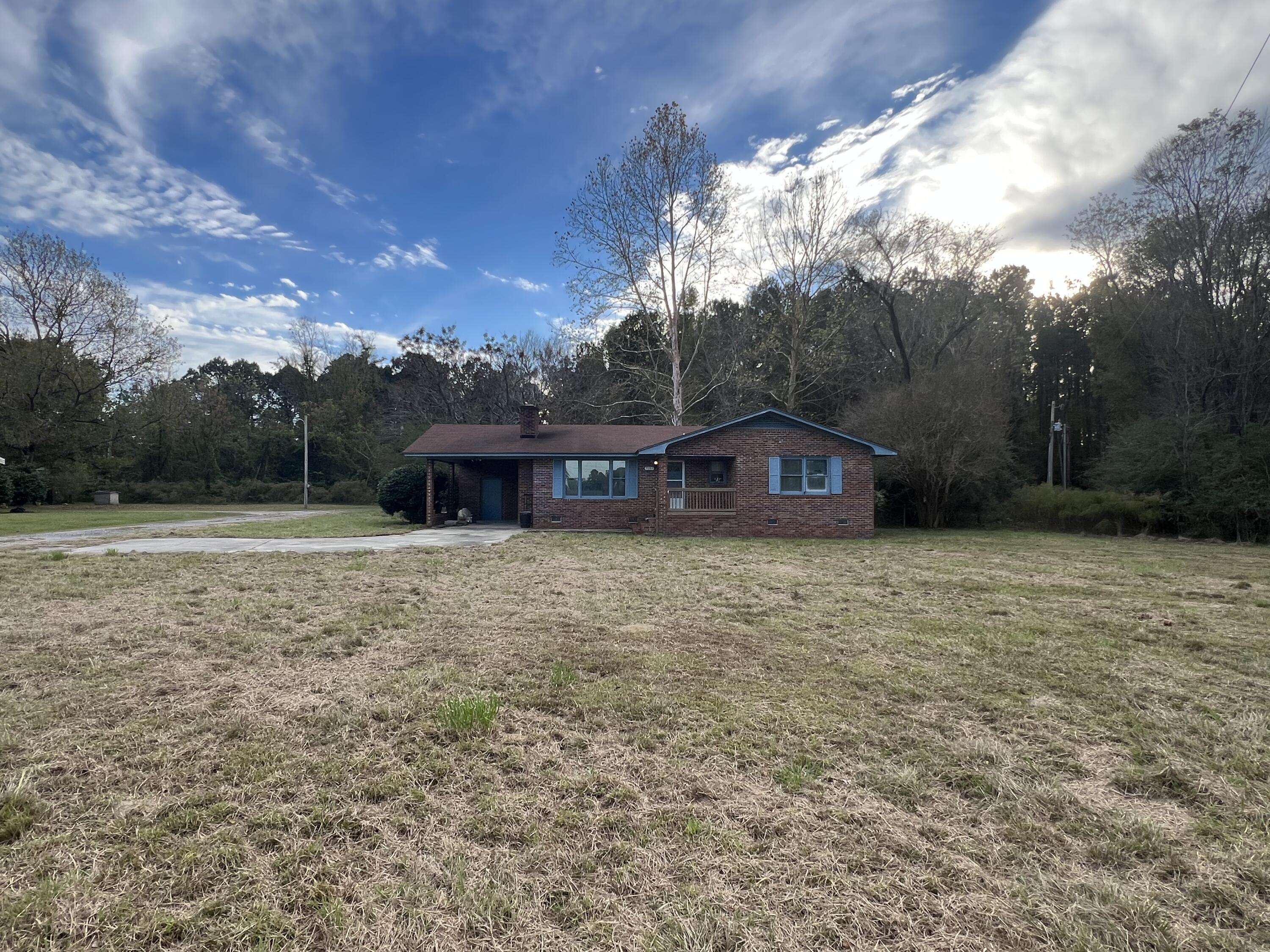9595 Bell's Highway Ruffin, SC 29475 - Photo 2 of 23 174AEB52-A348-4518-9F29-A153A037D5D7