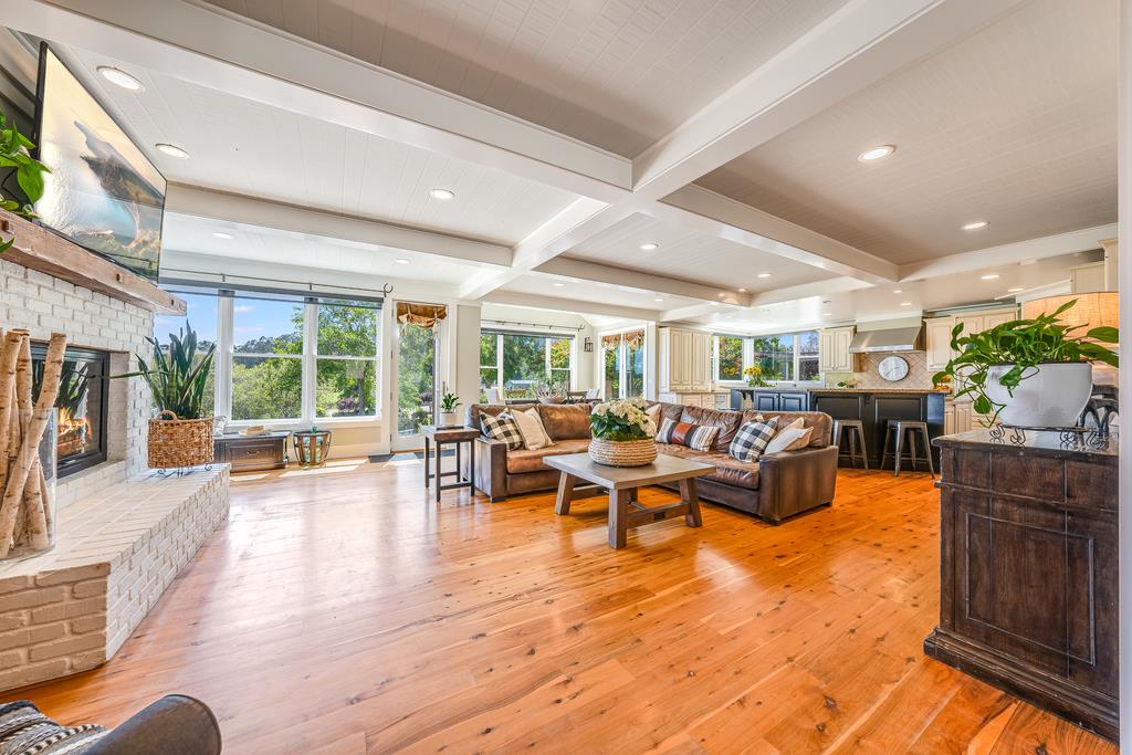 2125 Pleasant Valley Road Aptos, CA 95003 - Photo 11 of 100 Gallery Image 11