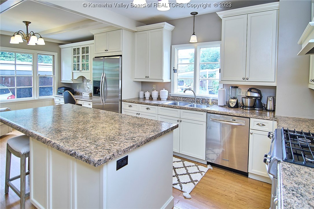 1008 Valley Road Charleston, WV 25302 - Photo 28 of 49 Gallery Image 28