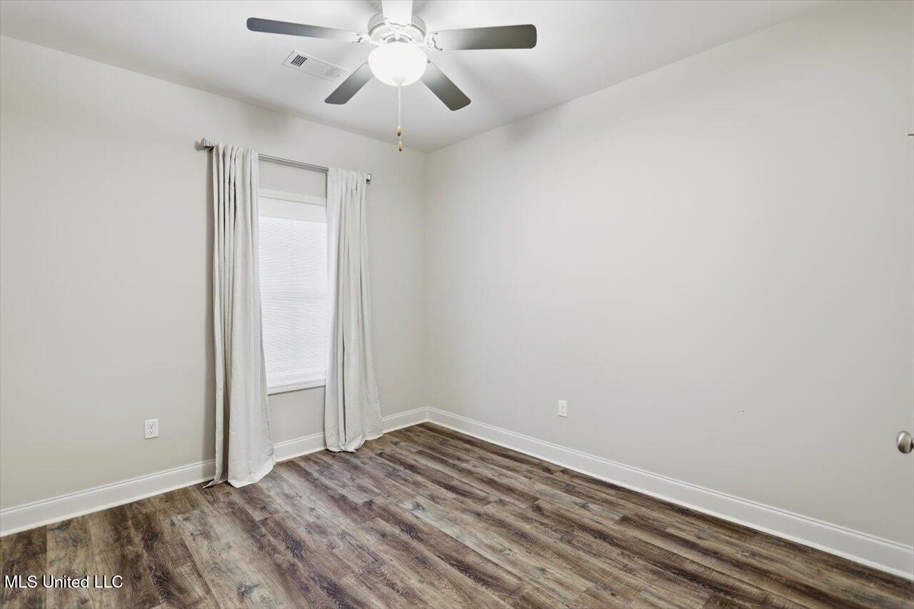 133 Serenity Lane Pearl, MS 39208 - Photo 22 of 27 24-133 Serenity Ln _ Home Tours MS