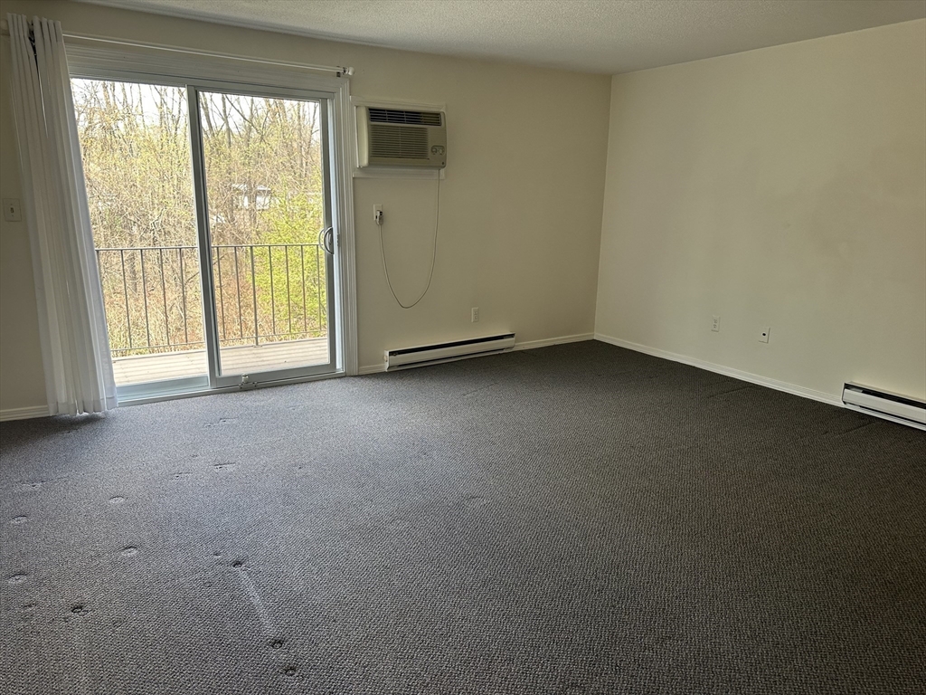 80 Damon Road, Unit 2303 Northampton, MA 01060 - Photo 6 of 23