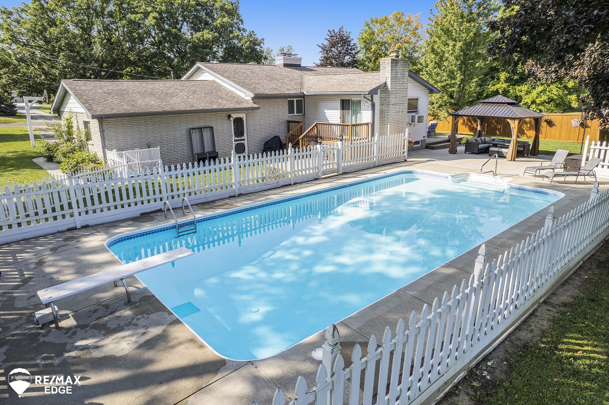 12467 East Carpenter Road Davison, MI 48423 - Photo 6 of 36 50157105-7747c234-449d-4155-82bd-56be7d82aea7.JPG