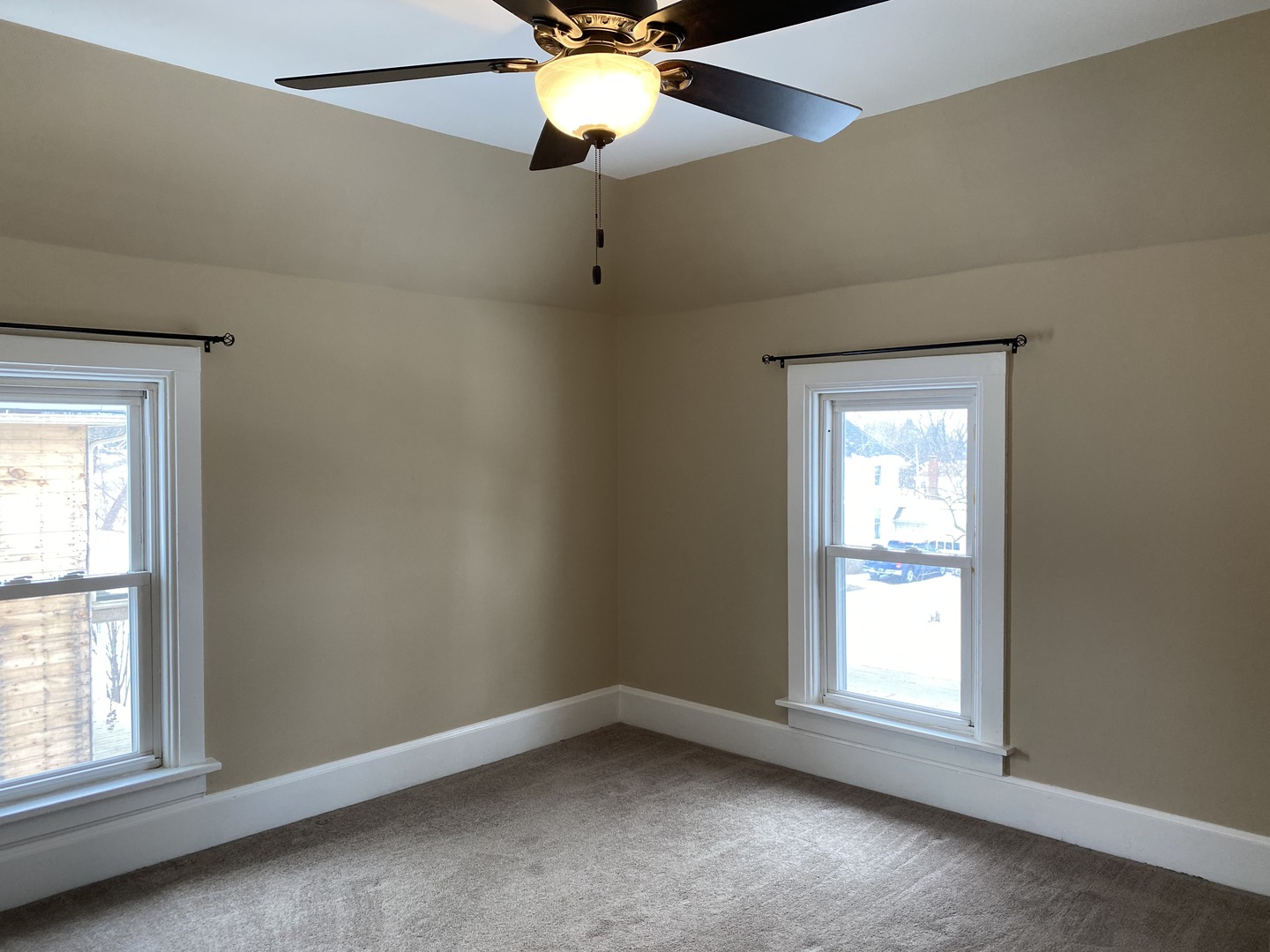 310 South Genoa Street Genoa, IL 60135 - Photo 12 of 22