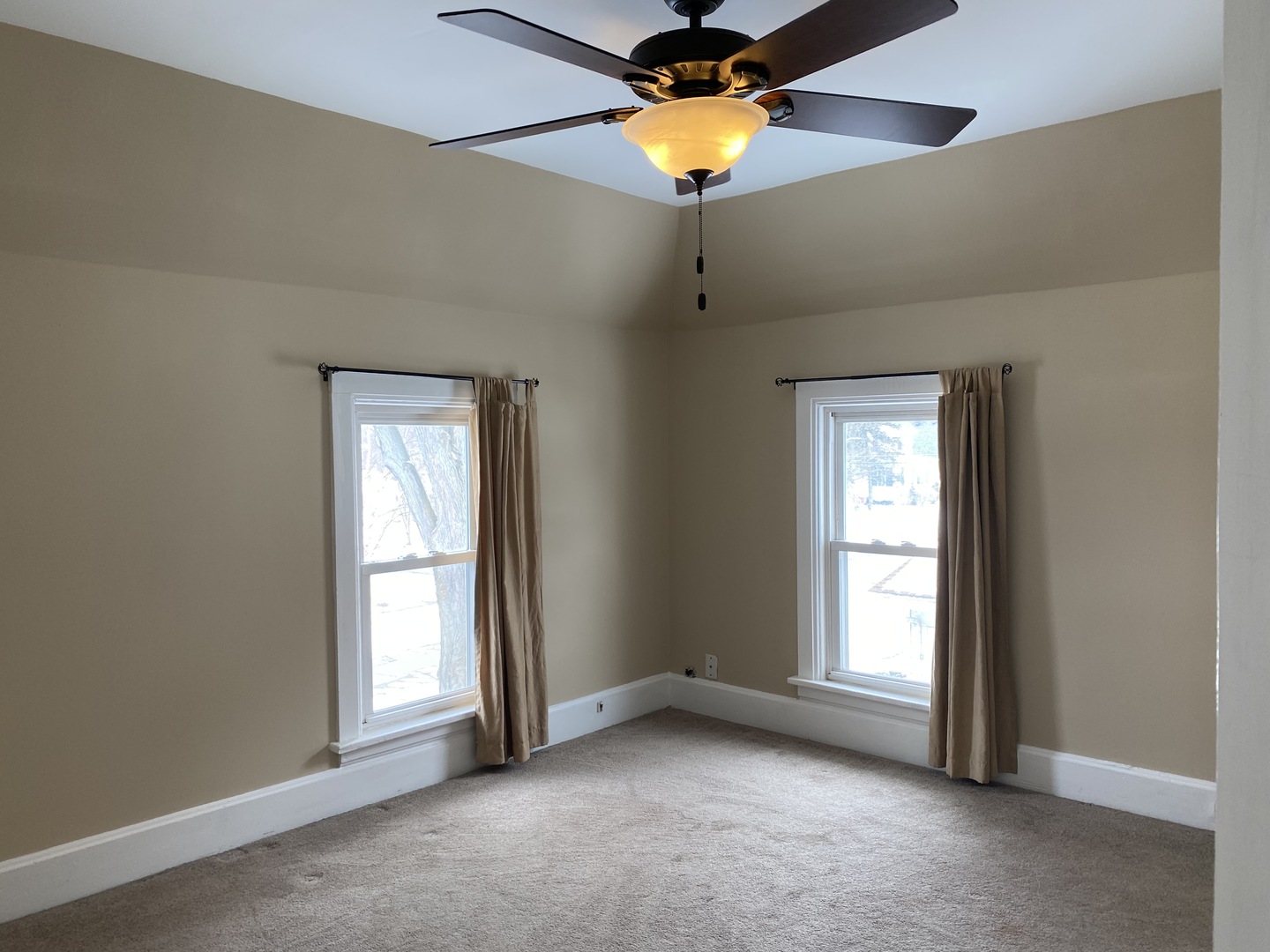 310 South Genoa Street Genoa, IL 60135 - Photo 13 of 22