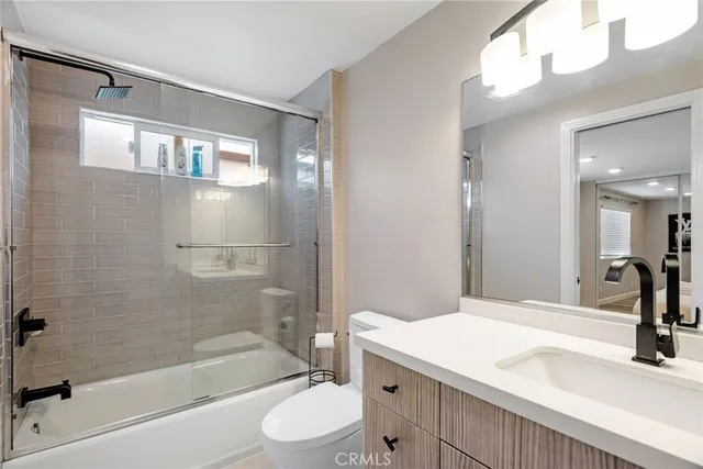 $11,995,000 | 2208 The Strand, Manhattan Beach, CA 90266