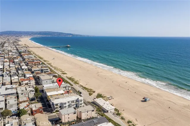 $11,995,000 | 2208 The Strand, Manhattan Beach, CA 90266