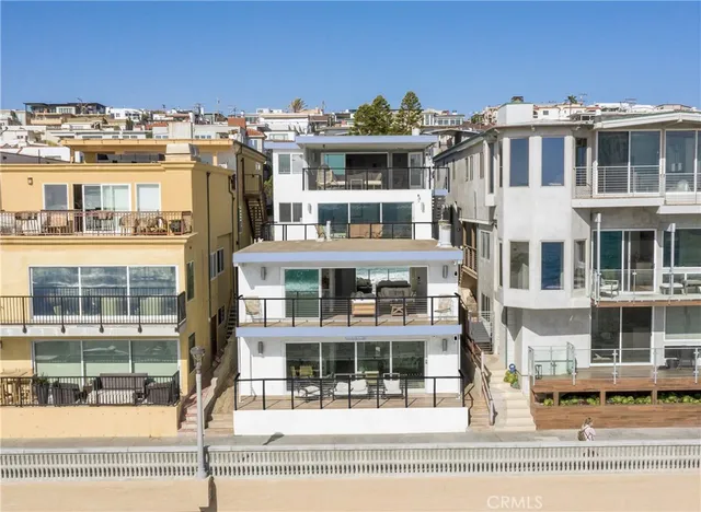 $11,995,000 | 2208 The Strand, Manhattan Beach, CA 90266