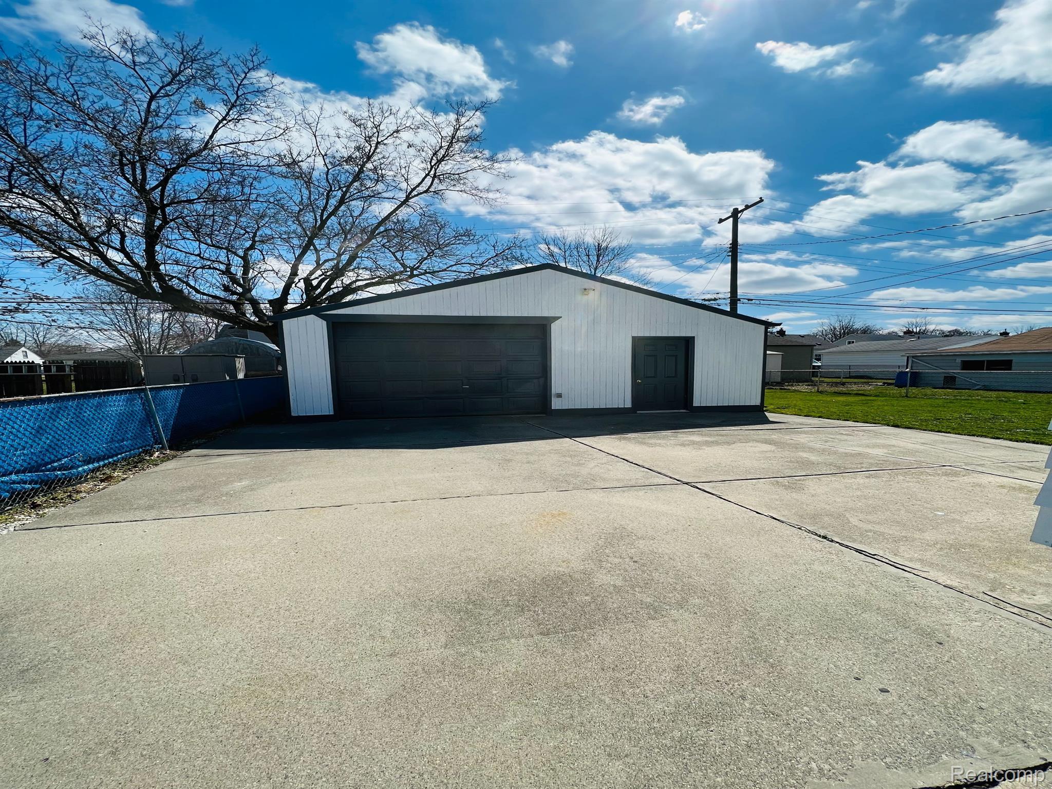 17440 Martin Road Roseville, MI 48066 - Photo 31 of 33 Gallery Image 31