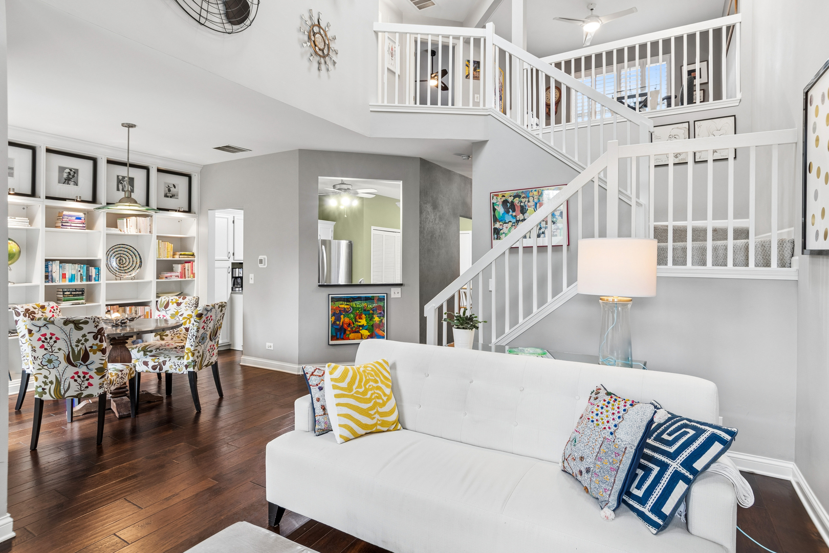1211 Rhodes Lane Naperville, IL 60540 - Photo 2 of 28 Gallery Image 2