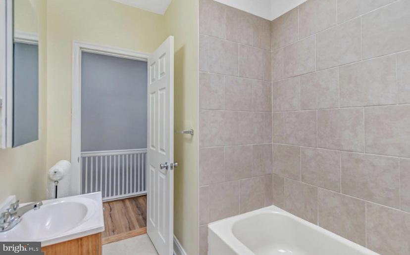 237 15th Street Southeast Washington, DC 20003 - Photo 24 of 46