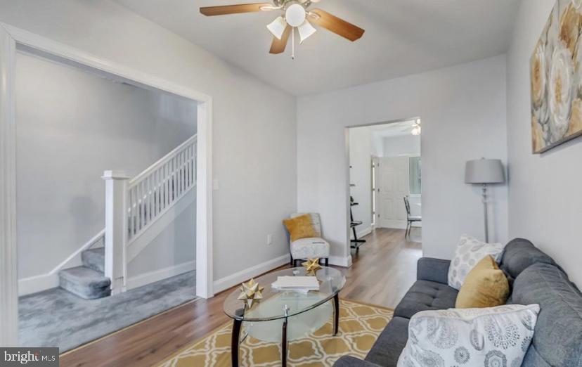 237 15th Street Southeast Washington, DC 20003 - Photo 4 of 46