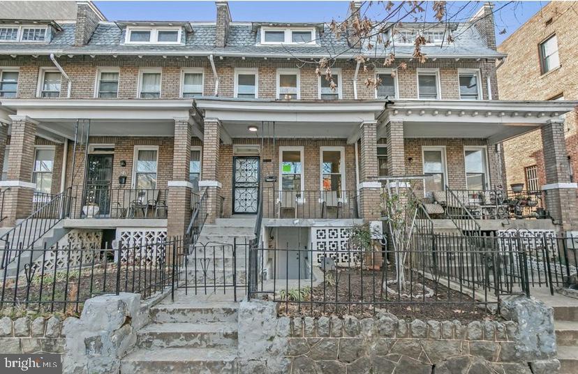 237 15th Street Southeast Washington, DC 20003 - Photo 46 of 46