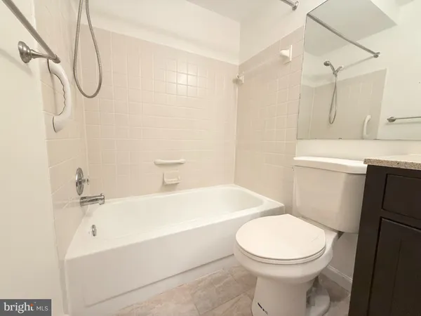 $2,300 | 301 Society Place, Newtown, PA 18940