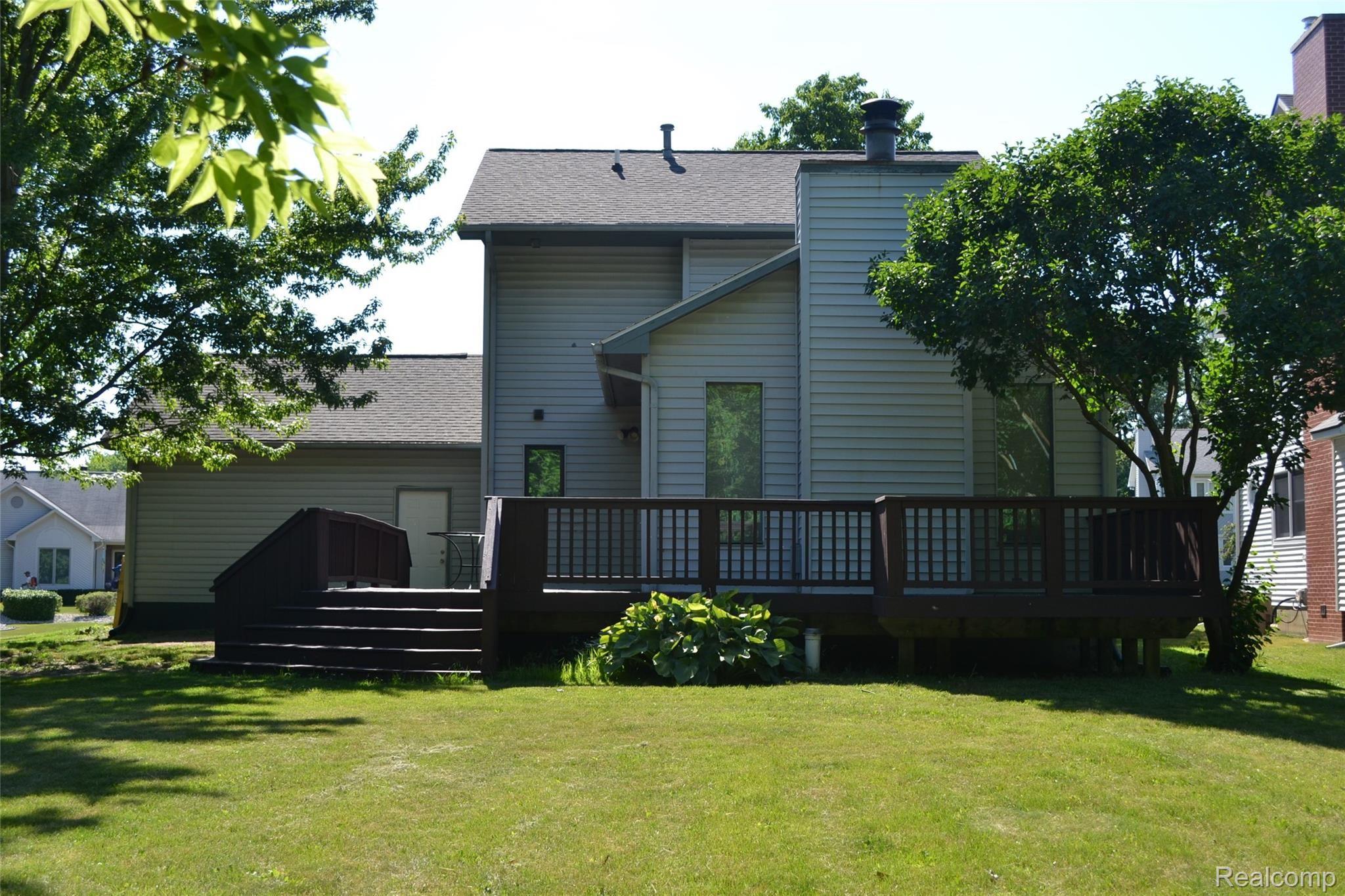 5244 Copley Square Road Grand Blanc, MI 48439 - Photo 3 of 37 DSC_0084.JPG