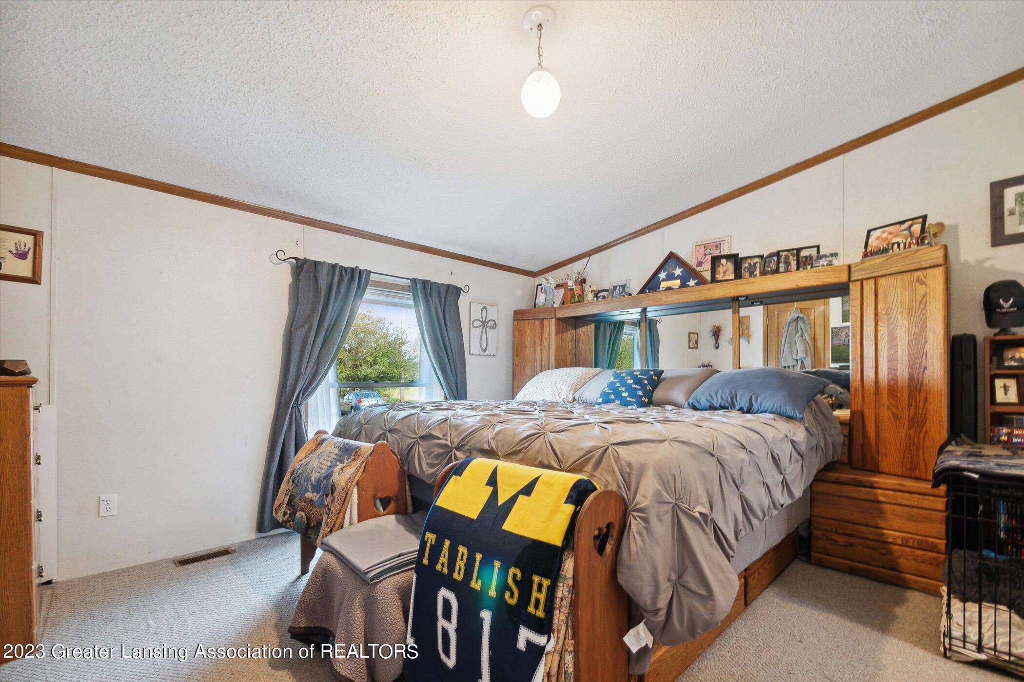 915 North Canal Road Eaton Rapids, MI 48827 - Photo 17 of 31 25-915-N-Canal-Rd-Eaton-Rapids-MI-48827-