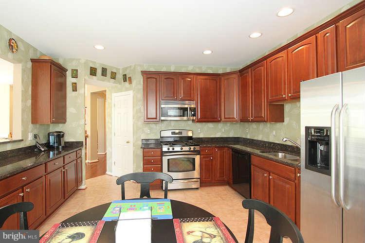 1616 Rising Ridge Road Mount Airy, MD 21771 - Photo 12 of 30 Kitchen