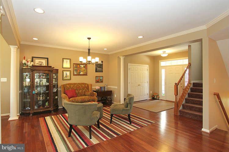 1616 Rising Ridge Road Mount Airy, MD 21771 - Photo 4 of 30 Living Room