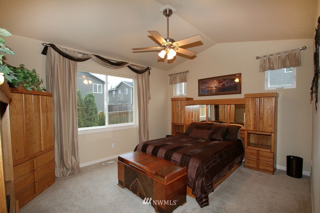 22502 37th Avenue Southeast Bothell, WA 98021 - Photo 11 of 20