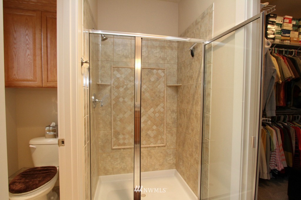 22502 37th Avenue Southeast Bothell, WA 98021 - Photo 13 of 20