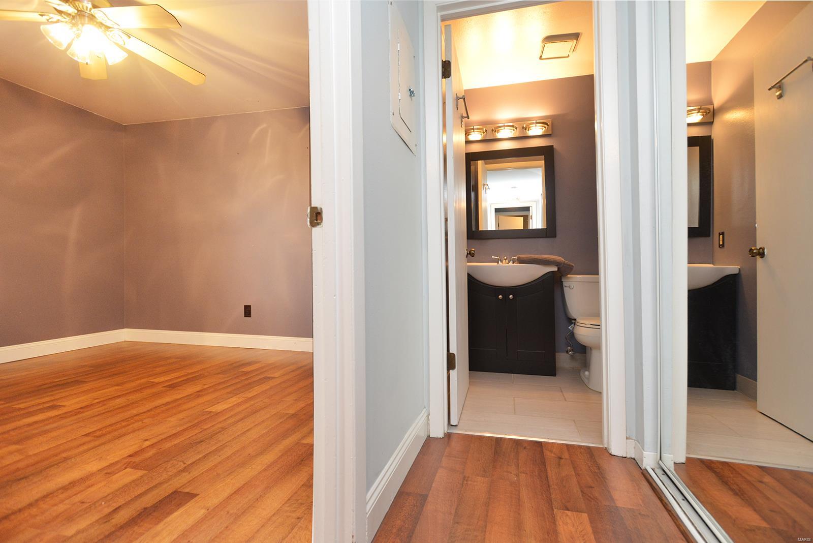 4539 Little Rock Road, Unit J St. Louis, MO 63128 - Photo 10 of 24 Gallery Image 10