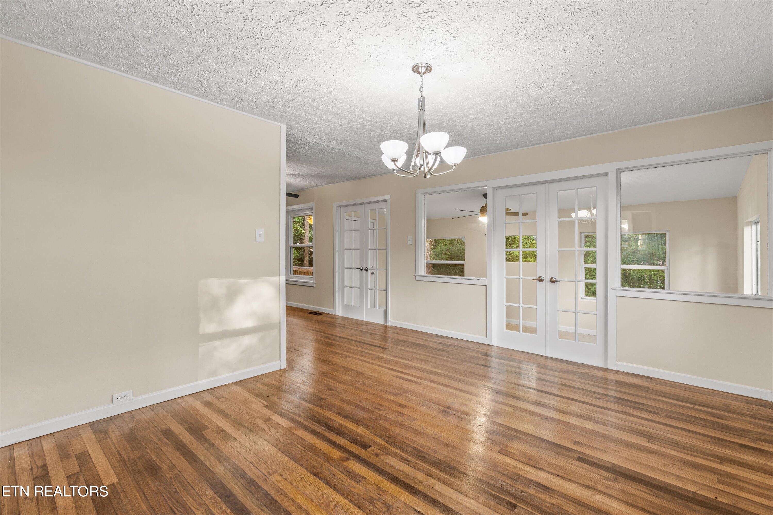 104 East Damascus Road Oak Ridge, TN 37830 - Photo 20 of 43 20-104EDamascusRd-11