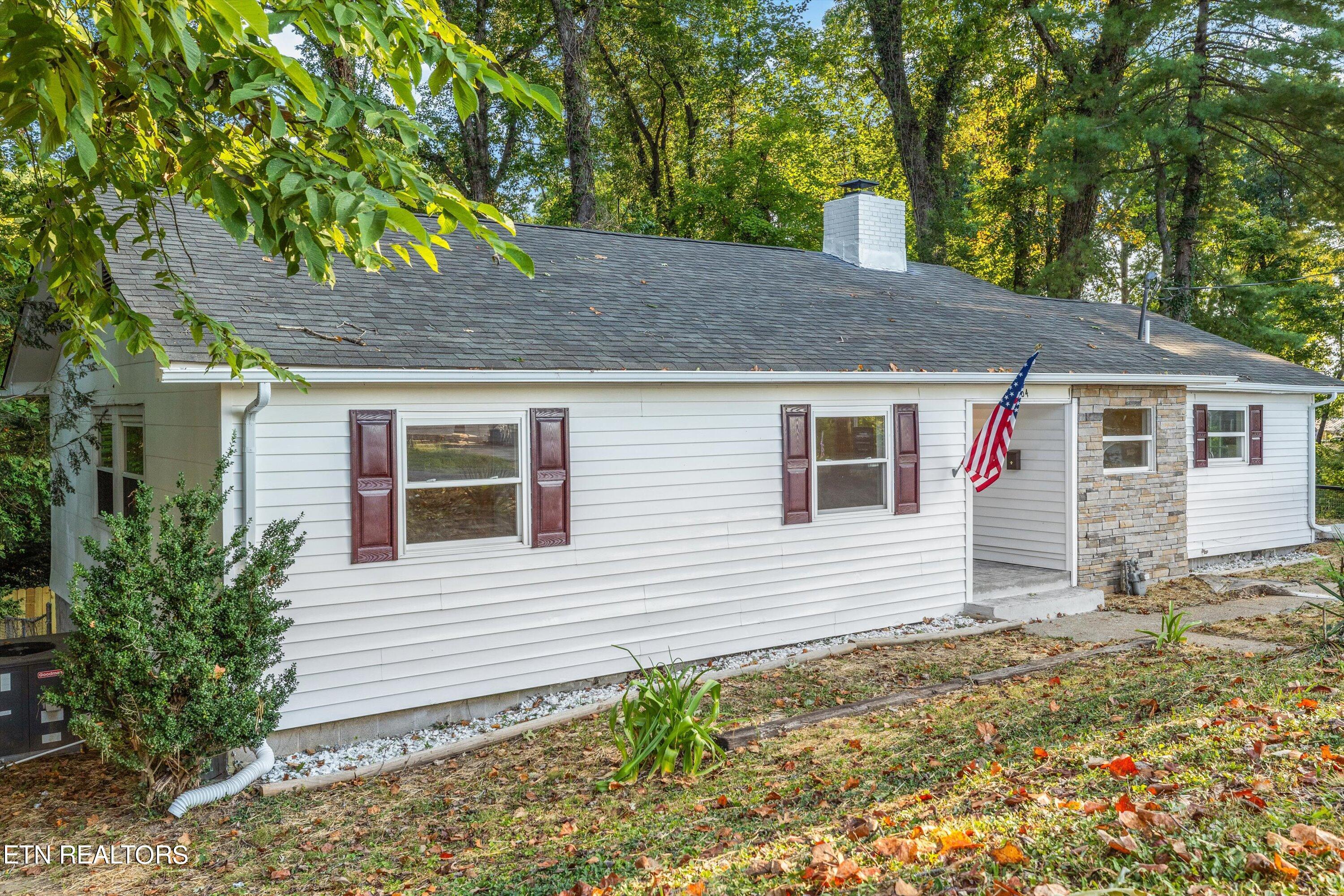 104 East Damascus Road Oak Ridge, TN 37830 - Photo 4 of 43 Exterior