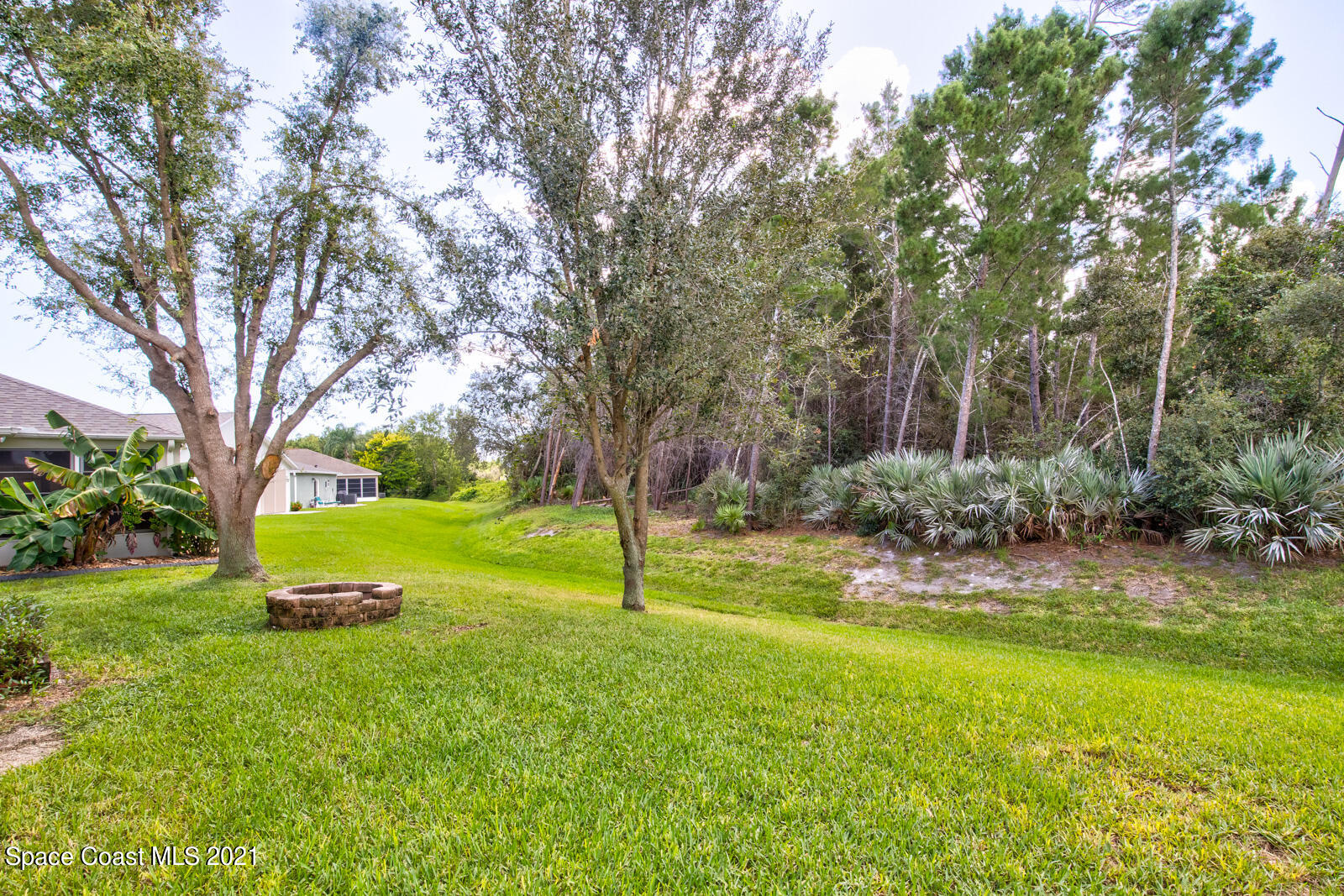 2191 Spring Creek Circle Palm Bay, FL 32905 - Photo 33 of 37 Photo-044