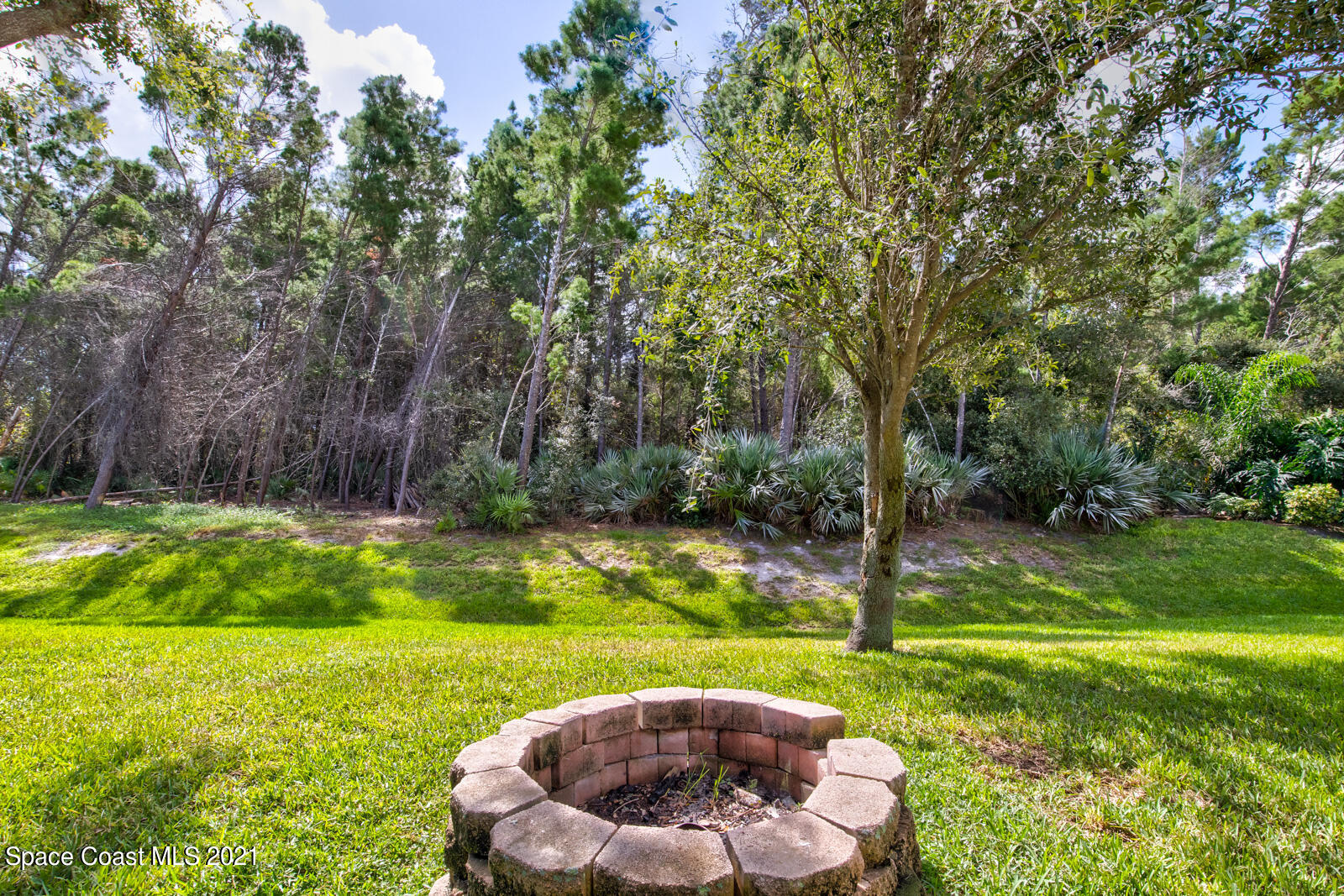 2191 Spring Creek Circle Palm Bay, FL 32905 - Photo 35 of 37 Photo-046
