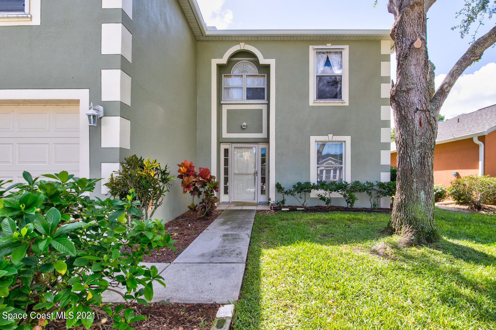 2191 Spring Creek Circle Palm Bay, FL 32905 - Photo 4 of 37 Photo-004