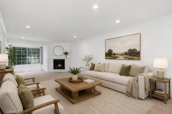 $515,000 | 5525 Canoga Avenue, Unit 218, Woodland Hills, CA 91367