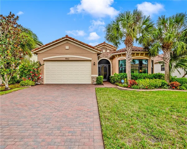 $475,000 | 5562 40th Avenue, Vero Beach, FL 32967