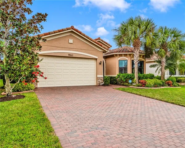 $475,000 | 5562 40th Avenue, Vero Beach, FL 32967
