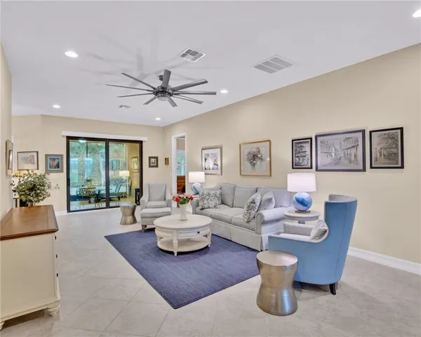 $475,000 | 5562 40th Avenue, Vero Beach, FL 32967