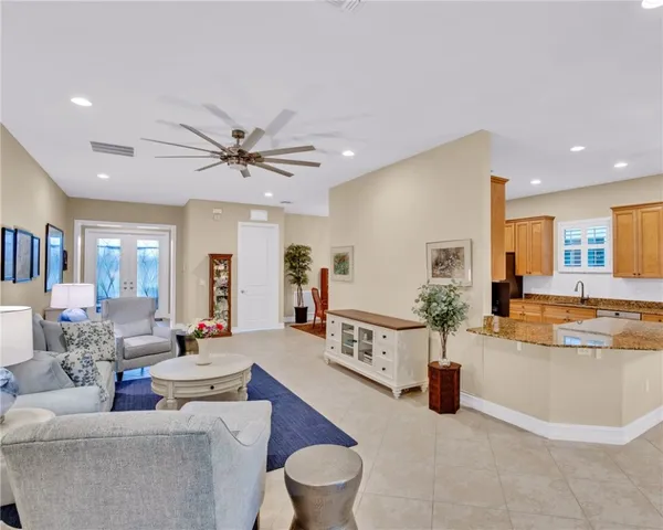 $475,000 | 5562 40th Avenue, Vero Beach, FL 32967