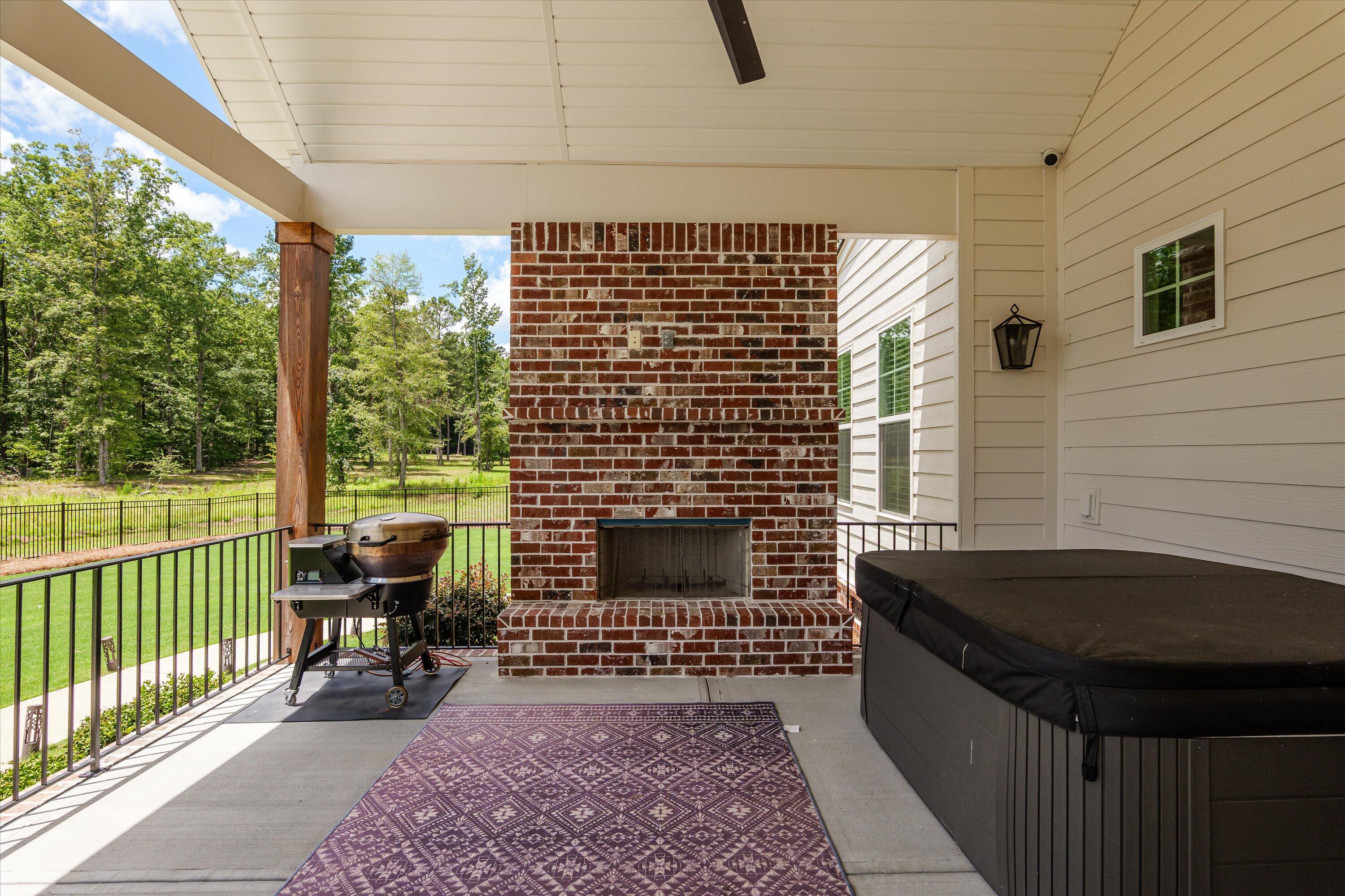 2110 Shell Point Court Harlem, GA 30814 - Photo 24 of 28 2110 Shell Point Court Back Porch