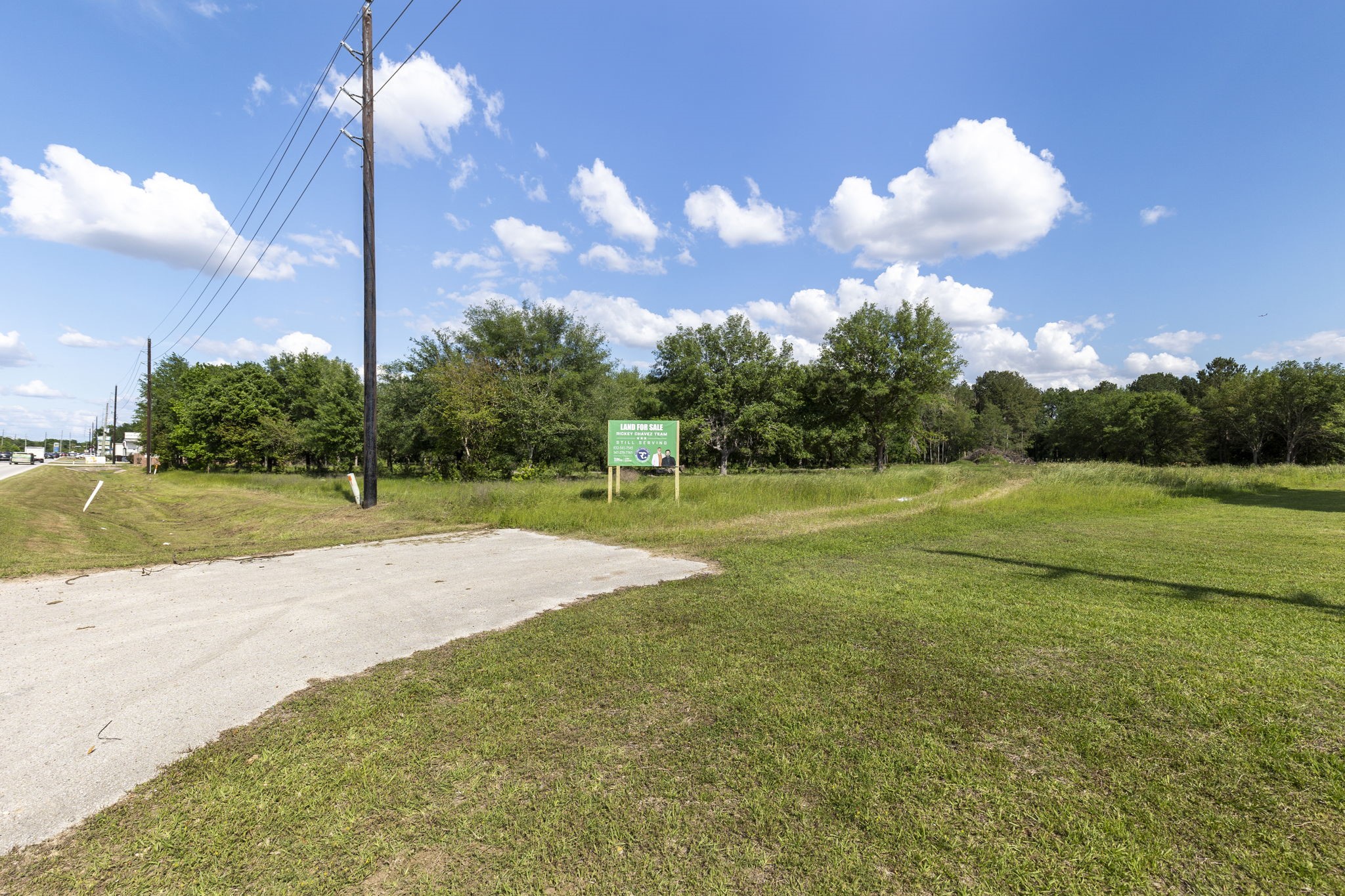 7803 Spring Cypress Road Spring, TX 77379 - Photo 9 of 15 a view of a building