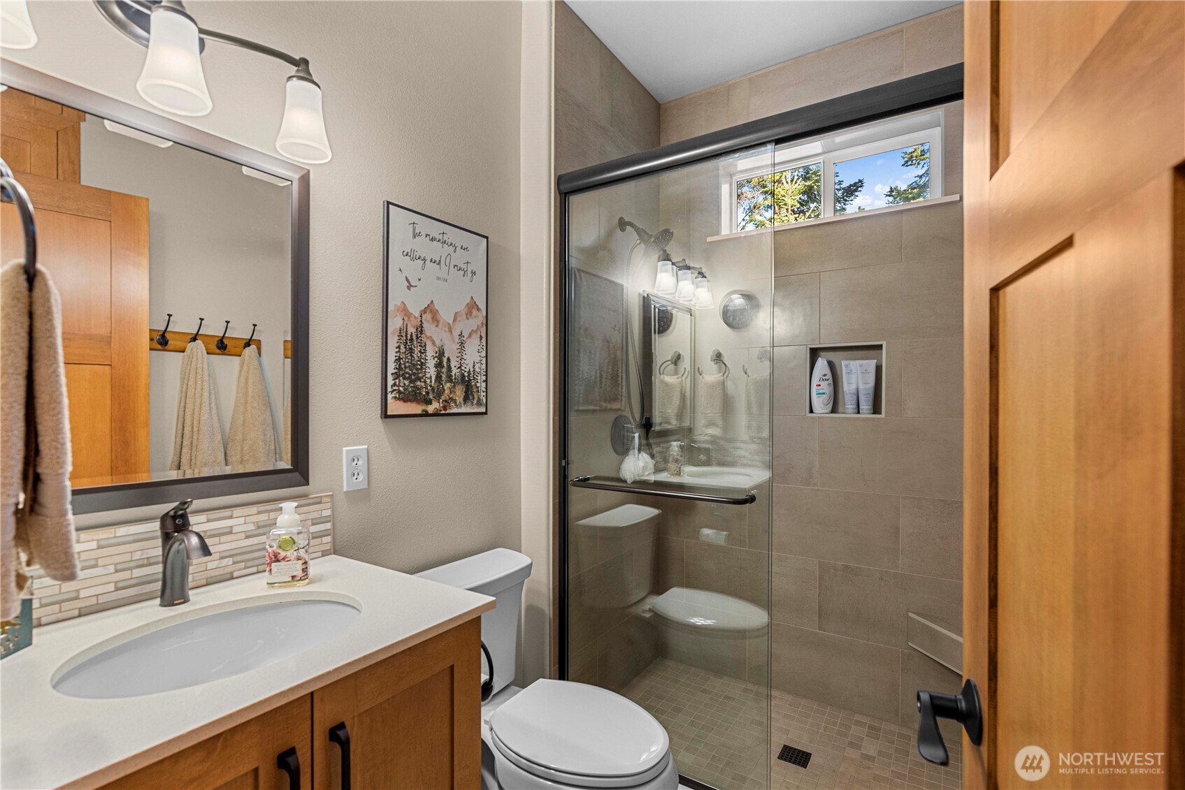 6533 Forest Ridge Drive Wenatchee, WA 98801 - Photo 26 of 37 a bathroom with a sink toilet and shower