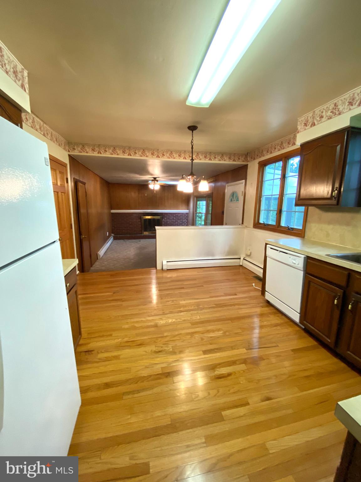 518 Concord Road Warminster, PA 18974 - Photo 7 of 29