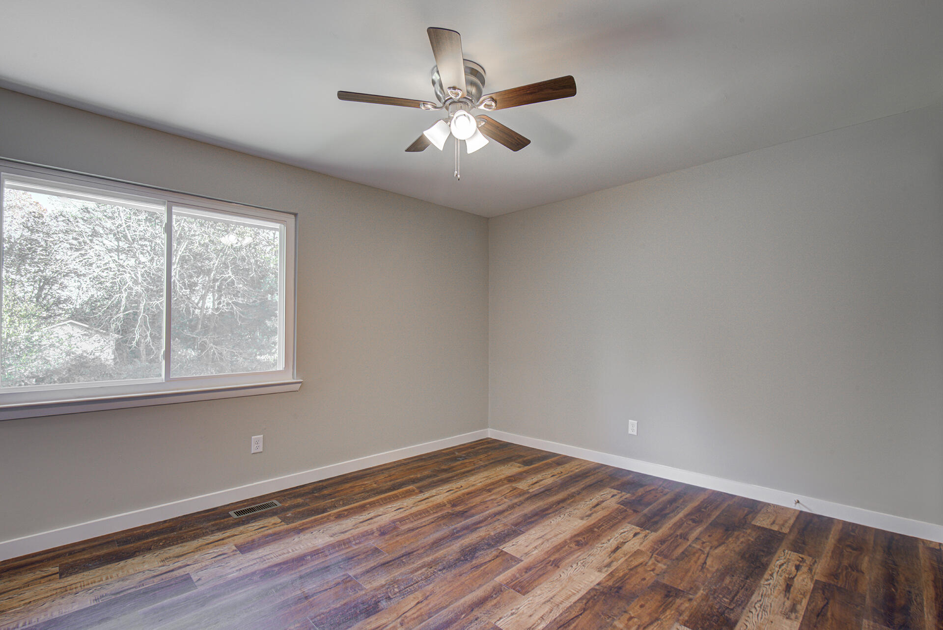 7523 Hydrus Drive Harrison, TN 37341 - Photo 20 of 40 KHP17