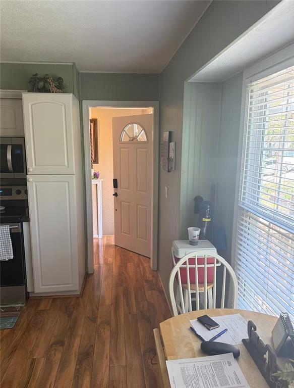 6926 Albervan Street Shawnee, KS 66216 - Photo 11 of 40