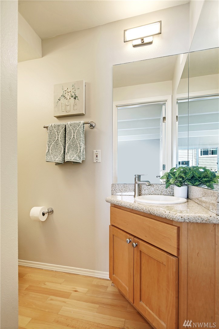 936 North 35th Street, Unit A Seattle, WA 98103 - Photo 13 of 21 Gallery Image 13